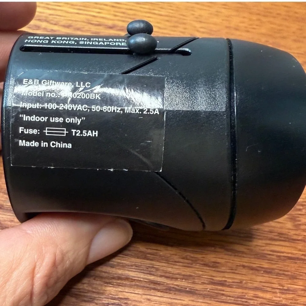 International Travel Plug Adapter‎ outlet worldwide black Europe Africa Japan